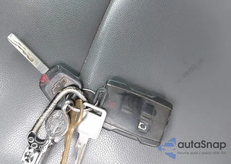 2017 Chevrolet Silverado 1500 Wt из США, поврежденный, VIN 1GCRCNEH6HZ258685